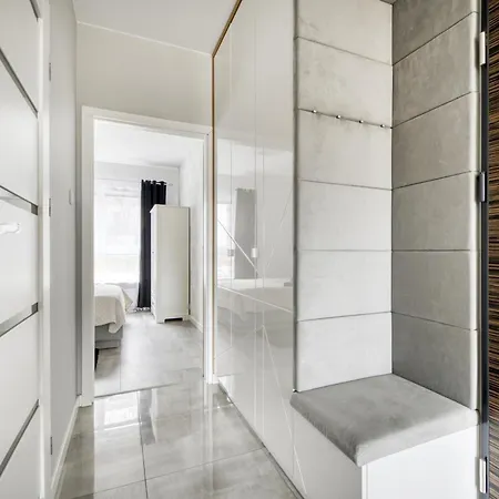 Gama Glebocka 5d, 2-6 Guests Varsó