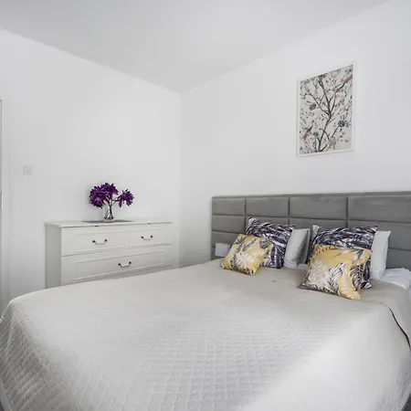 Apartman Gama Glebocka 5d, 2-6 Guests *