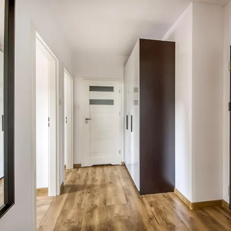 Gama Glebocka 5d, 2-6 Guests *
