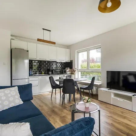 Gama Glebocka 5d, 2-6 Guests *