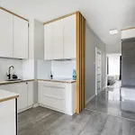 Gama Glebocka 5d, 2-6 Guests Варшава